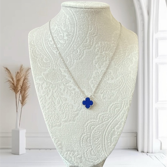 Royal Blue Clover Necklace Silver Tone Chain Double Sided - Picture 7 of 10